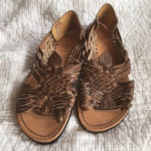 bed stu never been worn huaraches size 8